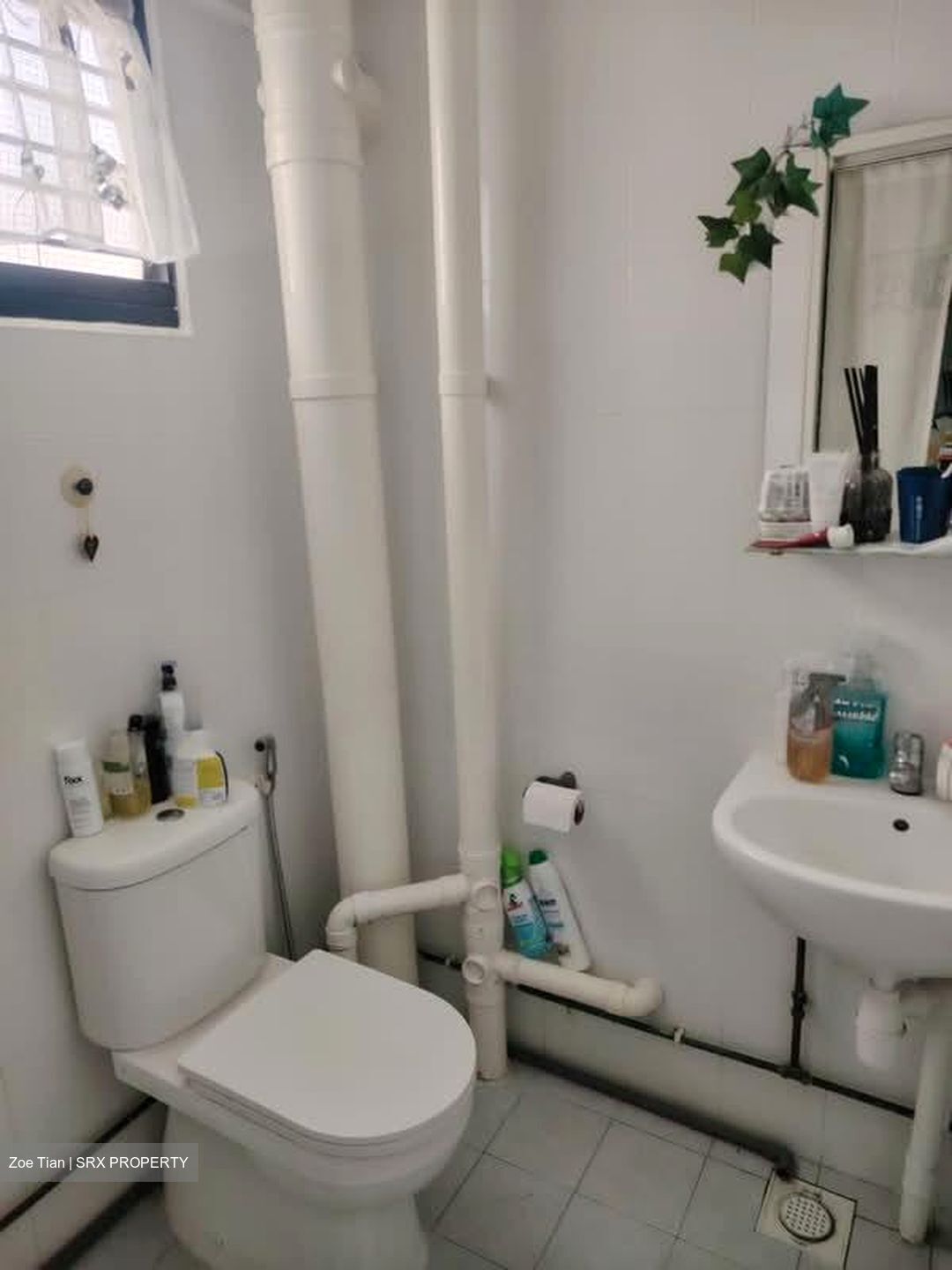 Blk 244 Jurong East Street 24 (Jurong East), HDB 3 Rooms #573383661